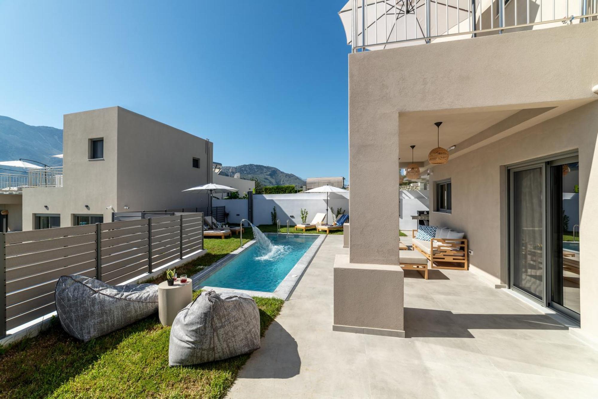 Ks Luxury Villas Heated Pools Джорджополис Екстериор снимка
