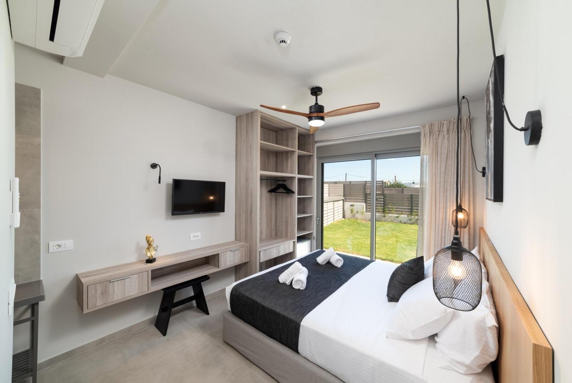 Ks Luxury Villas Heated Pools Джорджополис Екстериор снимка