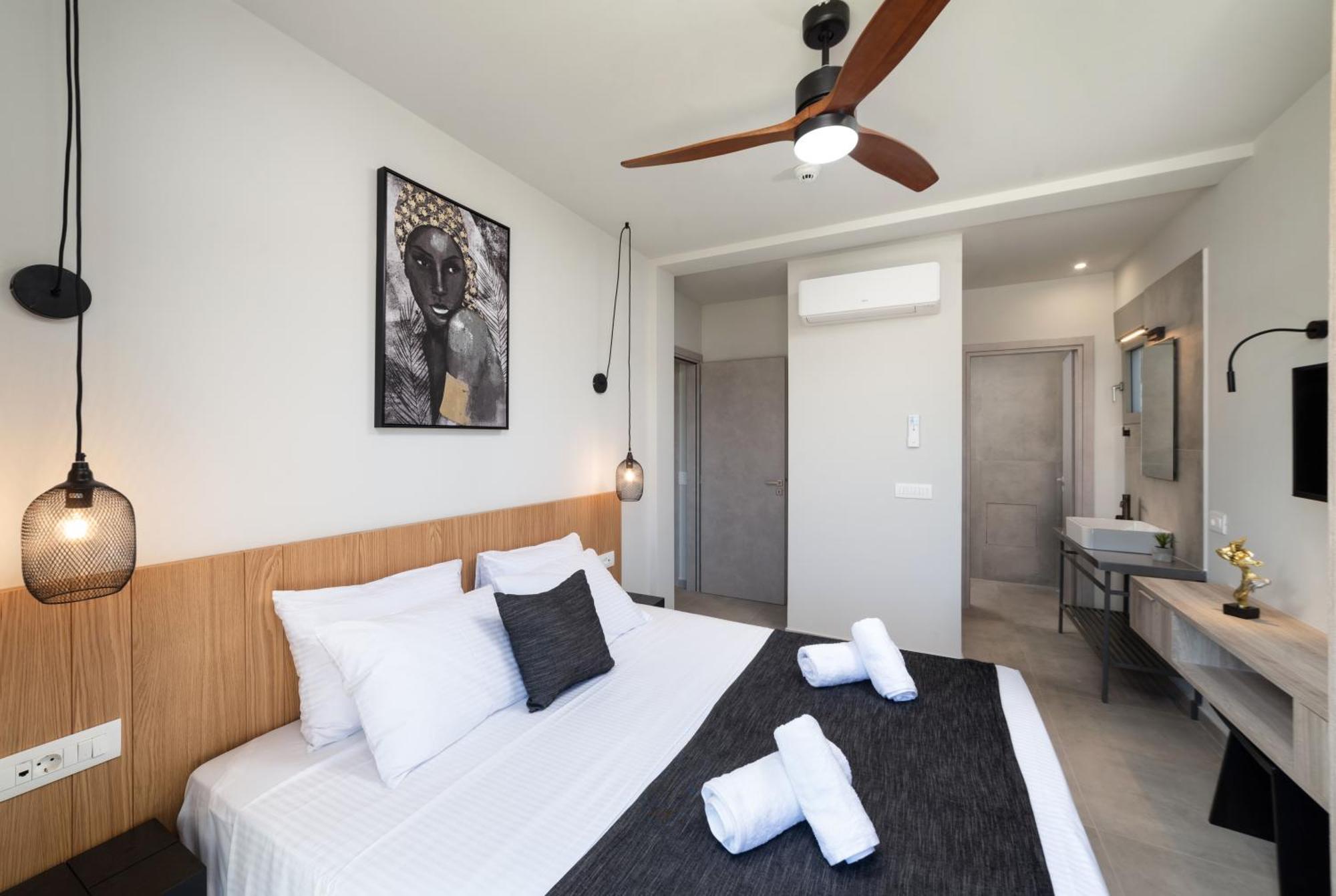 Ks Luxury Villas Heated Pools Джорджополис Екстериор снимка