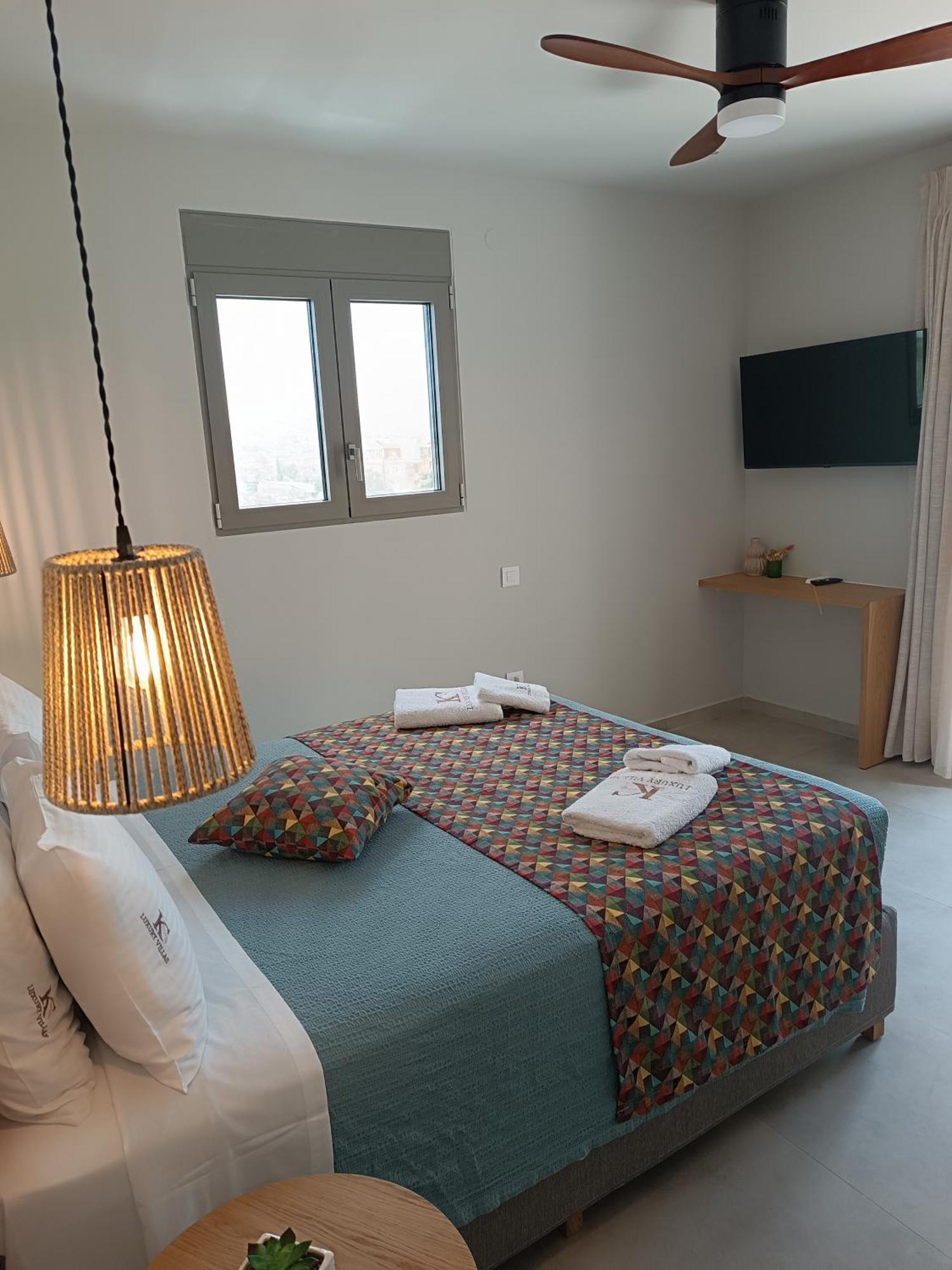 Ks Luxury Villas Heated Pools Джорджополис Екстериор снимка